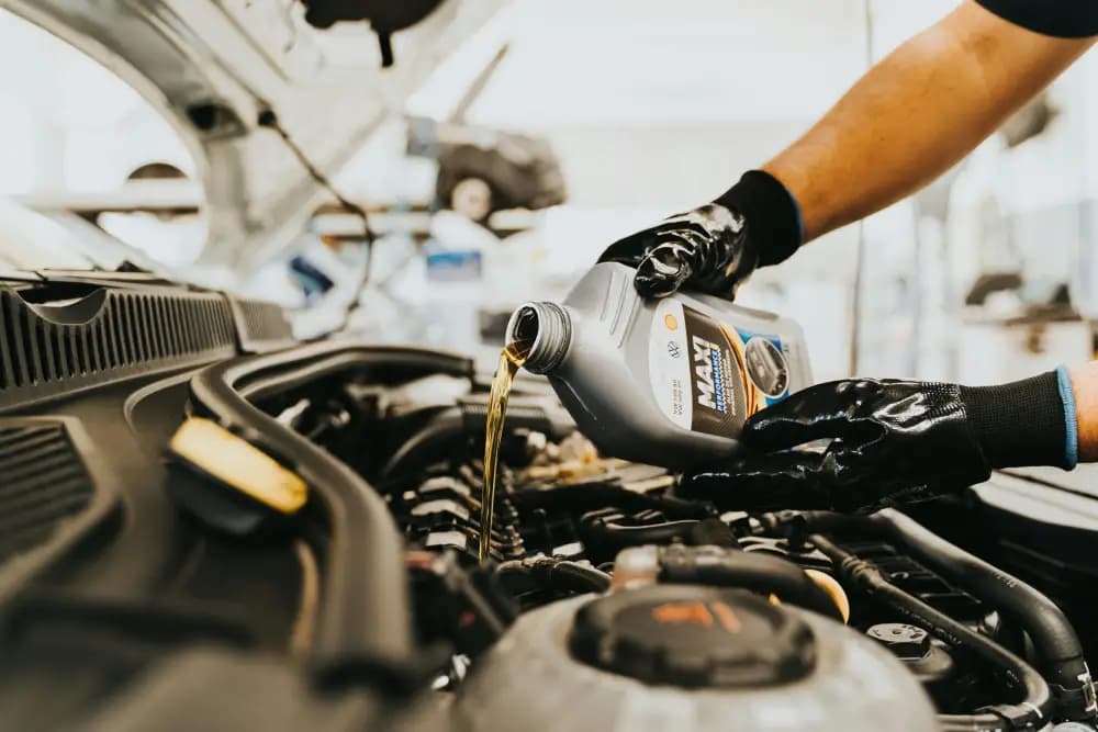 Professional Car Oil Change Dubai
